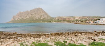 Holiday Home 'Marettimo Cornino' with Sea View, Wi-Fi and Air Conditioning