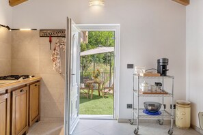 Interior - Apartment 'Nature E Relax' with Mountain View, Private Terrace and Wi-Fi (Osiglia)