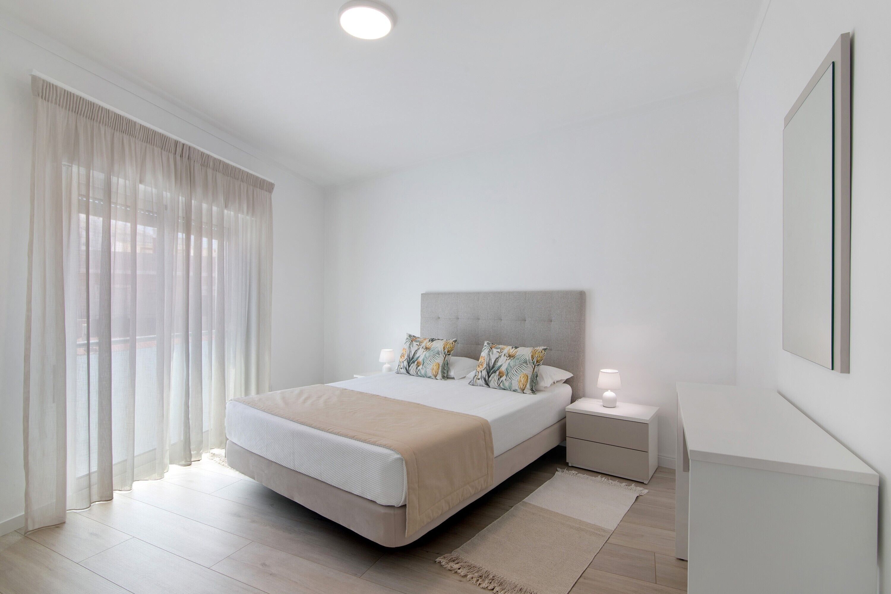 2 bedrooms, iron/ironing board, WiFi (free), bed sheets