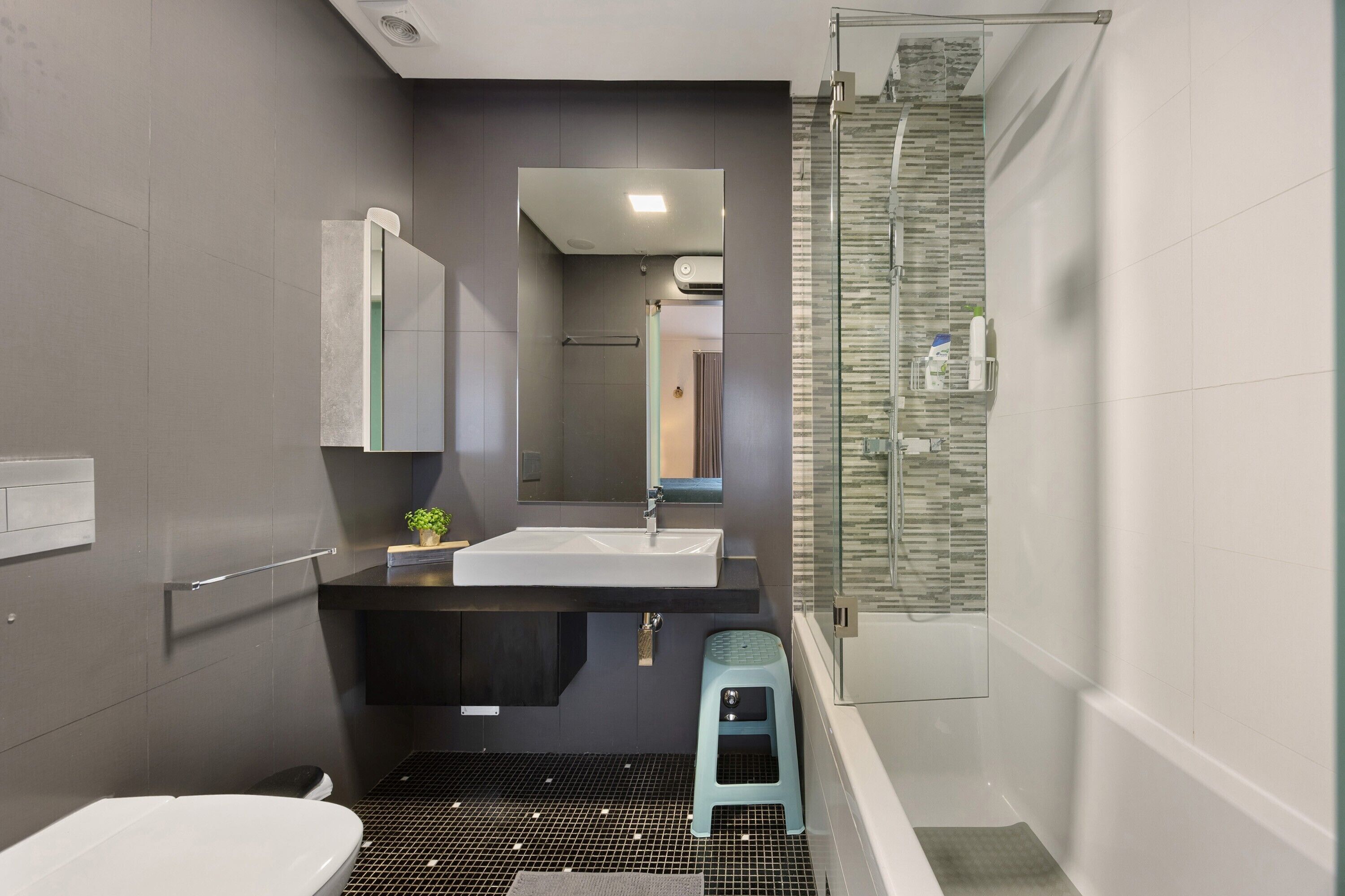 Douche, serviettes fournies