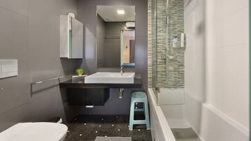 Douche, serviettes fournies