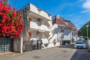 Exterior - Holiday Home 'La Casa Di Anna' with Balcony, Wi-Fi and Air Conditioning (Giardini Naxos)
