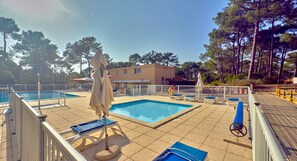 Pool - Cozy apartment between lake and ocean – Terrace & shared pool in Carcans-Maubuisson (Carcans)