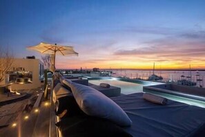 Pool - Marina Wellmina-Sunset Rooftop Pool Vibes! (La Paz)