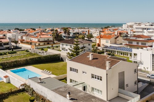 Holiday Home 'Viana Beach Surf House' with Sea View, Private Pool and Wi-Fi