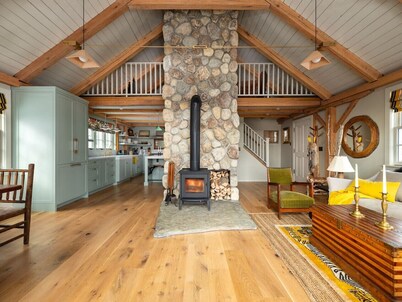 Post & Beam • Stunningly Designed Luxury Home w/ Pool & Hot Tub