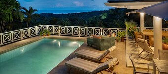 Villa Jamille • Stunningly Designed w/ Pool, Sauna & Beach Access
