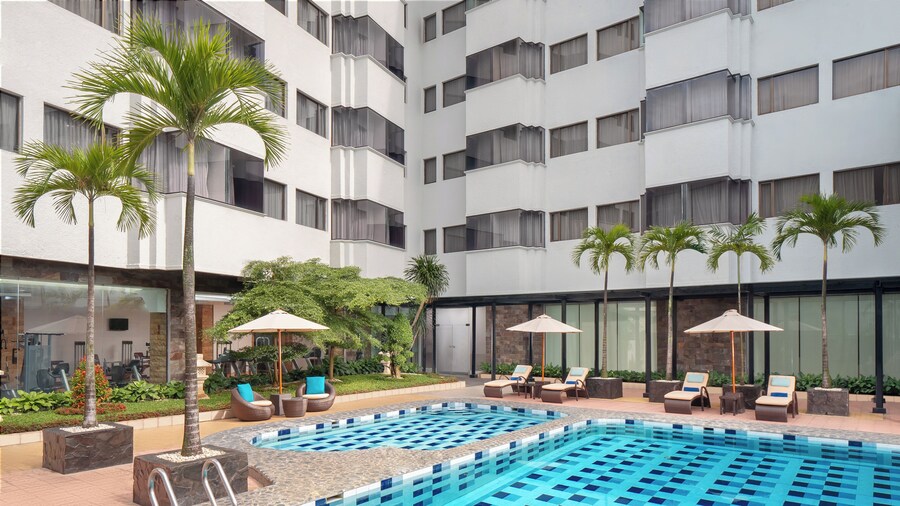 AIHO Hotel Medan (Formerly Radisson Hotel Medan)