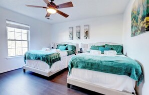 3 chambres, fer et planche à repasser, Wi-Fi gratuit, draps fournis