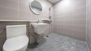 Chambre de base, 2 chambres (101 (Private BBQ/Pets Not Allowed)) | 2 chambres, accès au Wi-Fi (inclus)