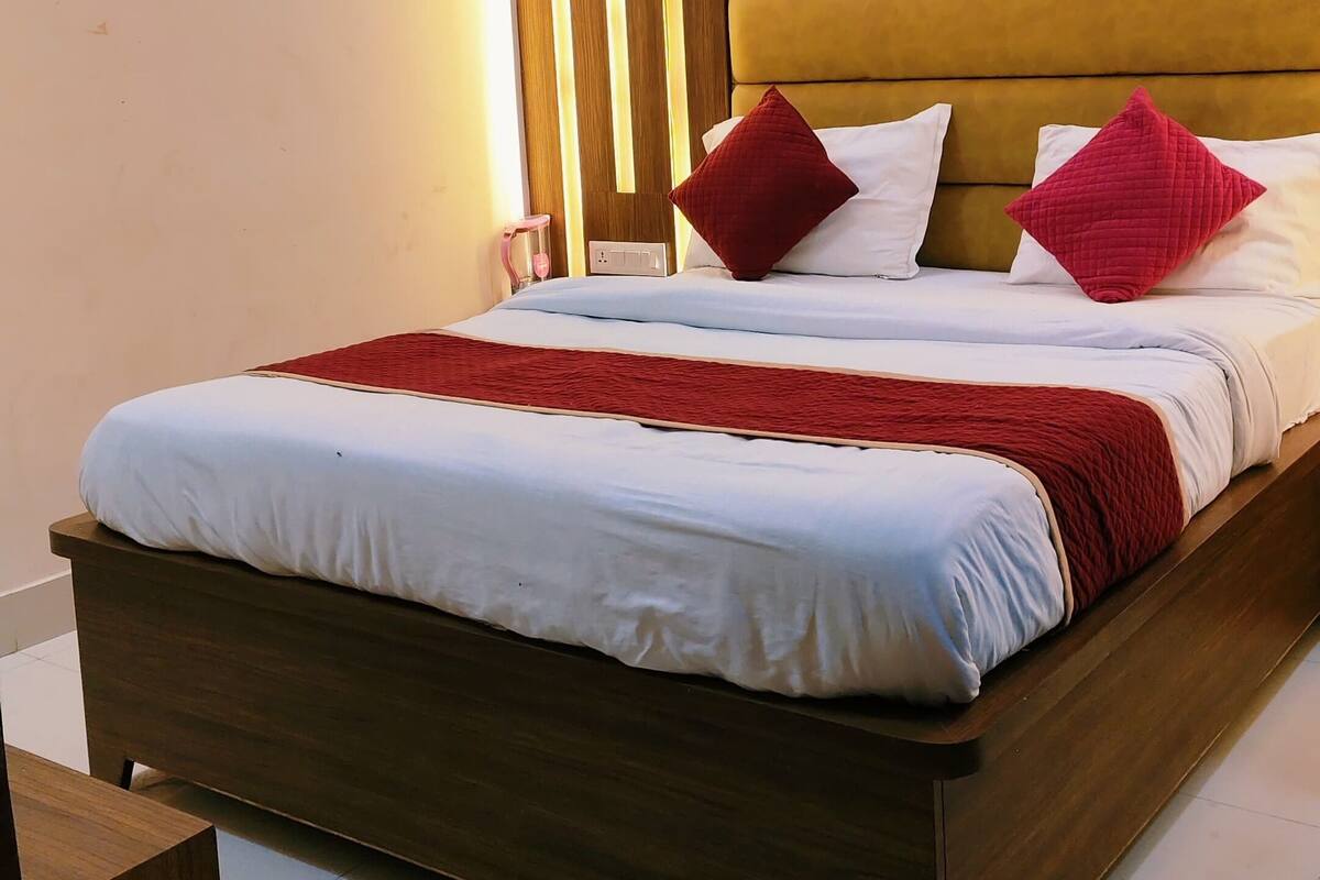Habitación clásica con 1 cama doble o 2 individuales | Escritorio y wifi gratis