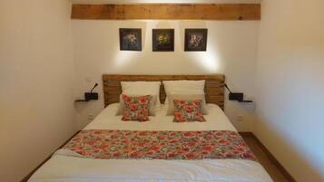 1 bedroom, iron/ironing board