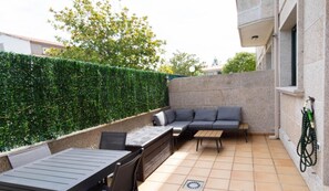 Outdoor dining - Desconectaengalicia La Lanzada with Swimming Pool (Sanxenxo)