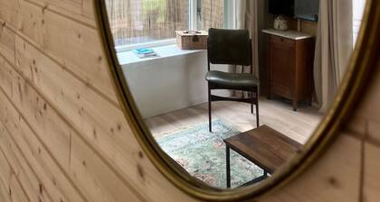 Cozy wooden cottage the Veluwe with private hot tub