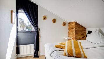 Bureau, Wi-Fi, draps fournis