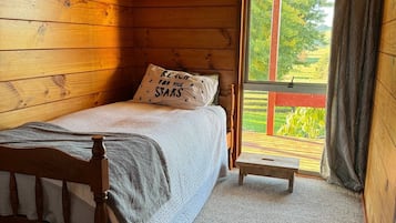 5 quartos, ferros/tábuas de passar roupa, Wi-Fi, roupa de cama