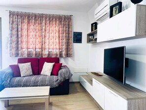 TV