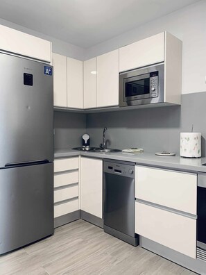 Fridge, microwave, oven, dishwasher