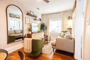 Smart TV, books, offices