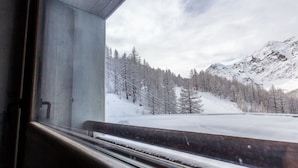 Unclassified image, 3 of 30, button - Ski-in/Ski-out Studio with Mountain Views (Breuil-Cervinia)