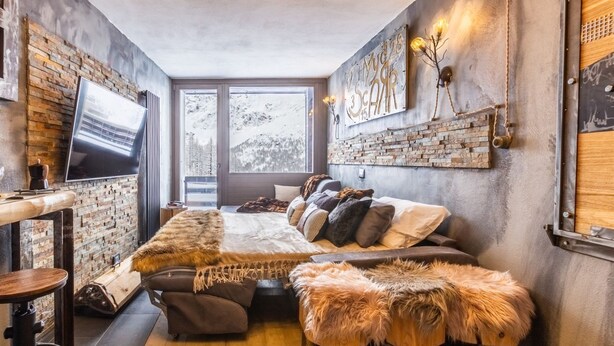 Unclassified image, 1 of 30, button - Ski-in/Ski-out Studio with Mountain Views (Breuil-Cervinia)