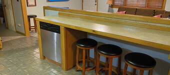 Charming 3-bedroom 2 bath house with WiFi and AC in fabulous Paris Arkansas