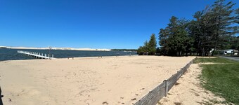 Silver Sands Hotel & Resort