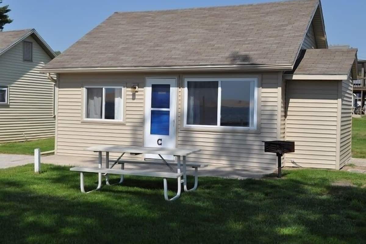 Huisje, patio, uitzicht op meer | Terras
