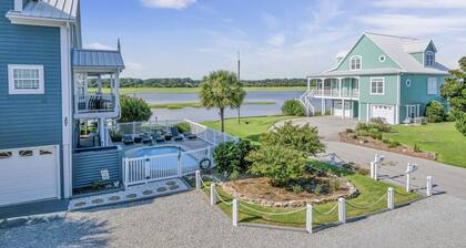 New Rental! Spacious 4-bedroom home in Ocean Isle Beach. 5 minute walk to beach!