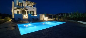 Villa Plaka Divani Your Perfect Seaside Escape with Private Pool and Sea Views