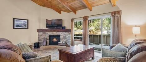 TV connectée, cheminée