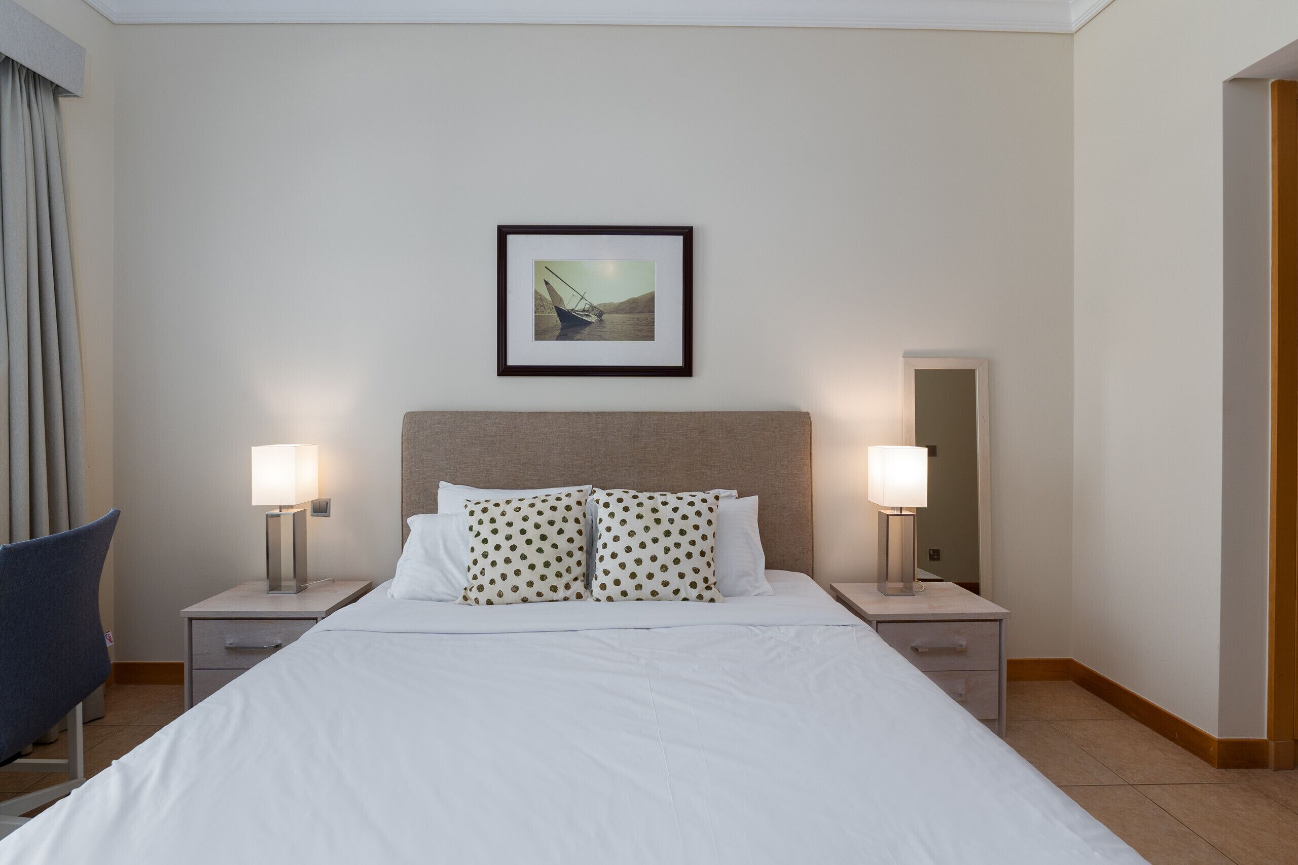 2 Schlafzimmer, Zimmersafe, Bügeleisen/Bügelbrett, WLAN