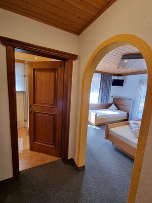 4 bedrooms, Internet