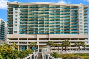 Exterior - Luxury Beachfront Condo: Unmatched Elegance & Exclusive Amenities Await You (North Myrtle Beach)