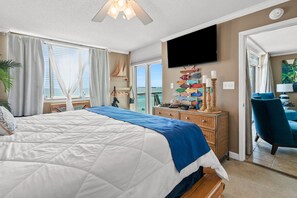 3 bedrooms, desk, free WiFi, bed sheets