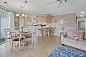 TV - Cozy two-bedroom villa near Tilghman Beach with pool, Jacuzzi, and all the comforts of home (North Myrtle Beach)
