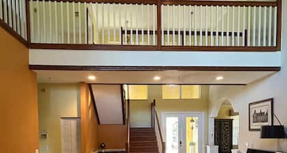 Wellington Hideaway Villa a spacious 5-bedroom house close to the Polo Club