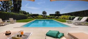 Drop-dead Gorgeous Algarve Country Retreat