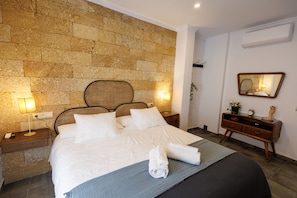 2 chambres, bureau, fer et planche à repasser, Wi-Fi gratuit