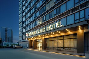 Fachada de la propiedad