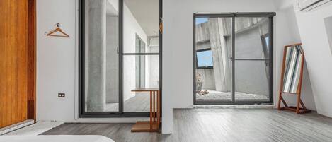 Rideaux occultants, Wi-Fi gratuit, draps fournis