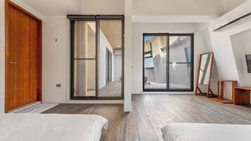 Firemannsrom, balkong | Blendingsgardiner, wi-fi (inkludert) og sengetøy