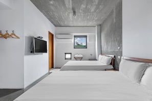 Sextuple Room