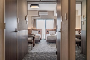 Triple Room, Non Smoking, Balcony