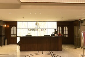 Reception - Hotel Varshish Inn (Bhopal)
