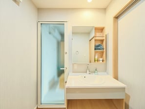 Hair dryer, towels