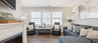 Cozy/Private 3 BR nestled on an acre of  Serenity
