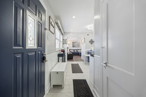 Cozy/Private 3 BR nestled on an acre of  Serenity