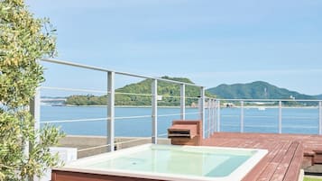 室外 SPA 浴池