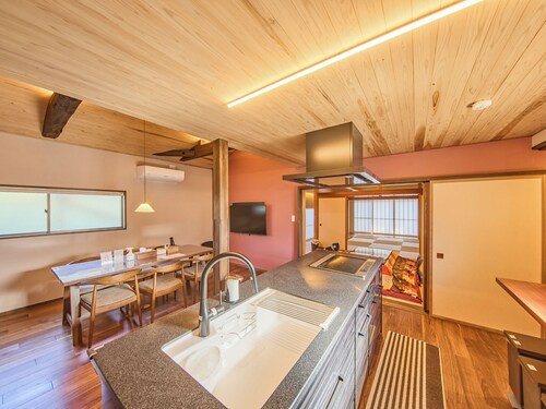 A traditional Japanese house for rent just a 2mi / Izumo Shimane